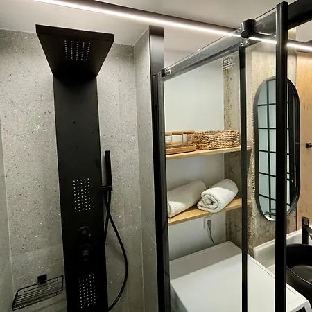 Industrial Loft Comfort Living * Heraklion (Crete)
